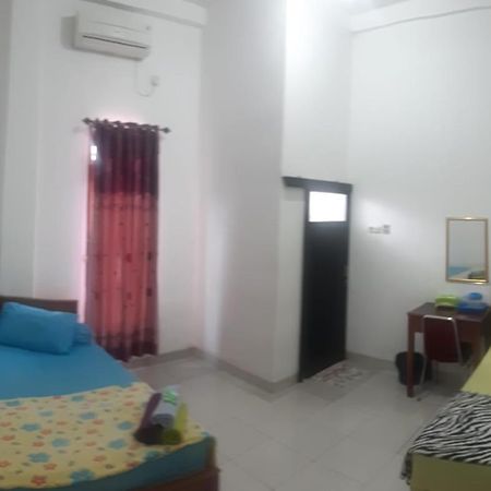 Losmen Ibu Hj. Tarjo Palembang Ngoại thất bức ảnh