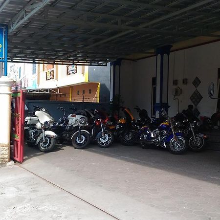 Losmen Ibu Hj. Tarjo Palembang Ngoại thất bức ảnh
