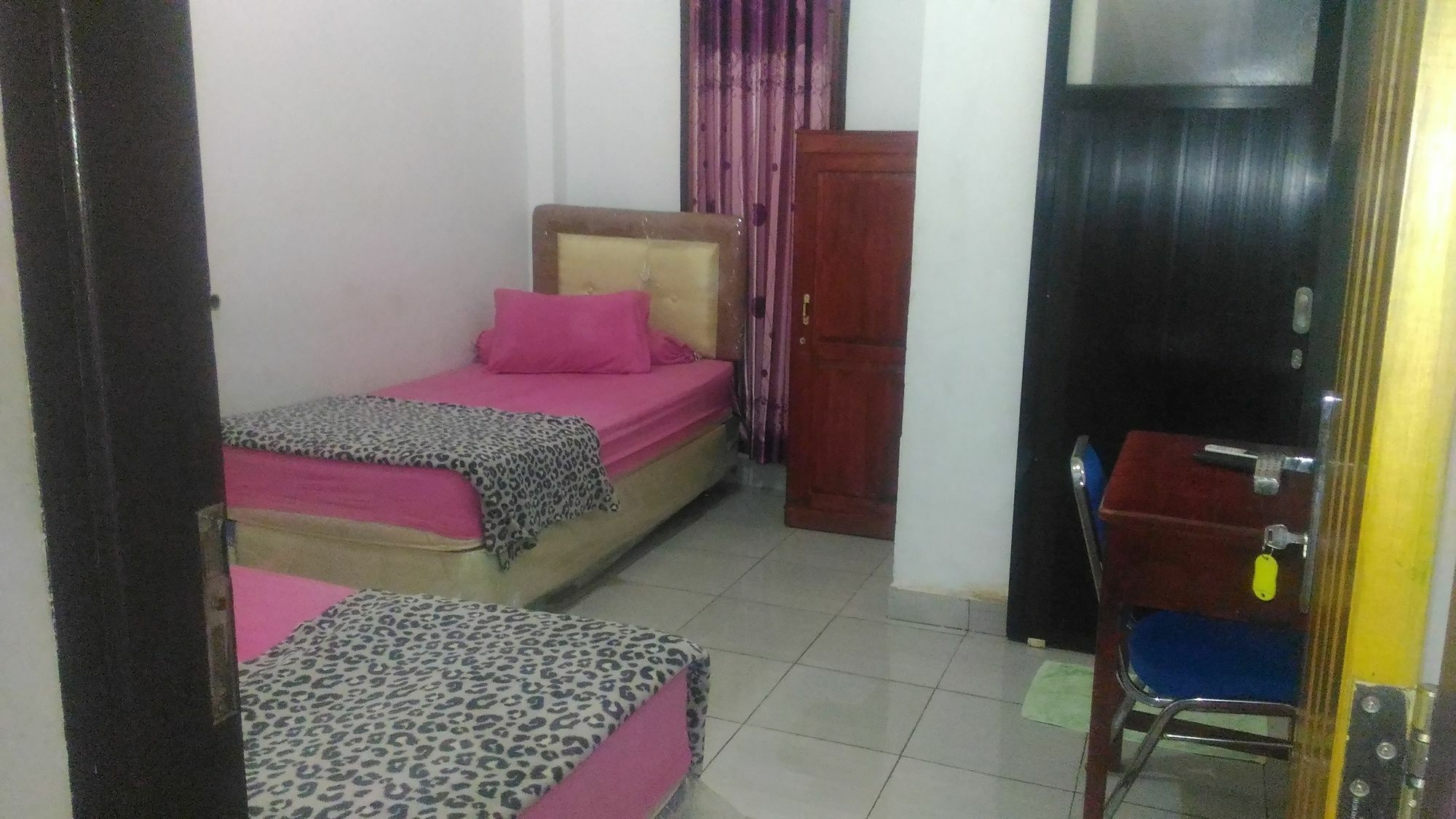 Losmen Ibu Hj. Tarjo Palembang Ngoại thất bức ảnh
